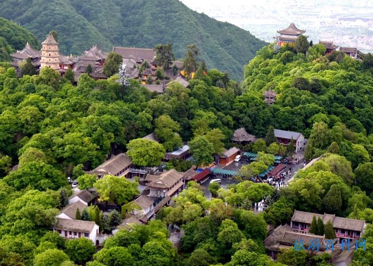 甘肃旅游必去十大景点，甘肃旅游最值得去的十大经典景点